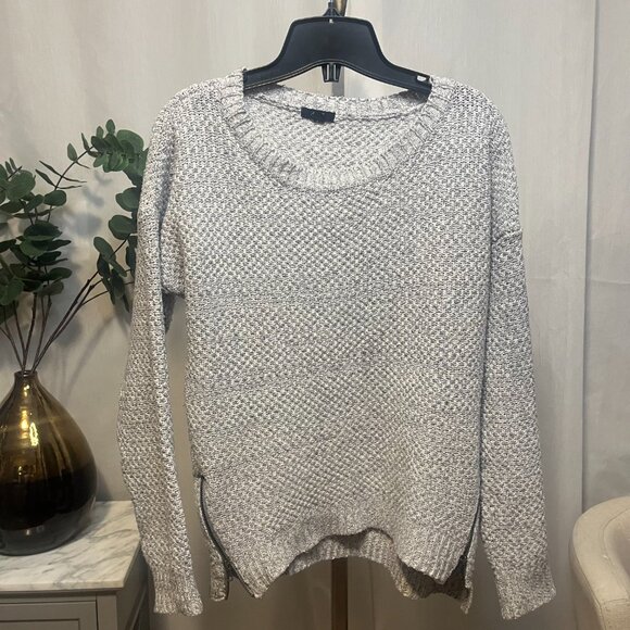 ARDENE Women's Grey Crew Neck Boxy Pullover Knit Sweater Medium Zipper Side - Picture 5 of 8